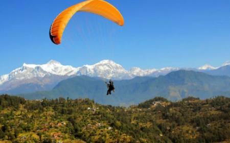 Paragliding in Nepal