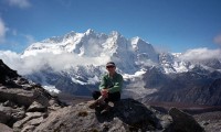 Chomo Lonzo Peak Expedition