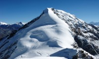 Chulu East Peak Base Camp