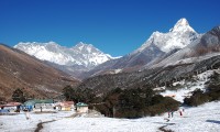 Everest Trail Trek with Chitwan Jungle Safari