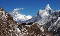 Gokyo Lake Trail Trekking