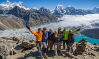 Gokyo Lake Trail Trekking