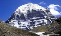 Kailash and Manasarover Lake Tour Via Lhasa