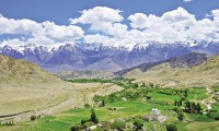 Markha Valley Trekking