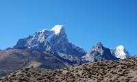 Tawoche Peak Climbing