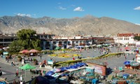 Lhasa - Kathmandu Overland Tours