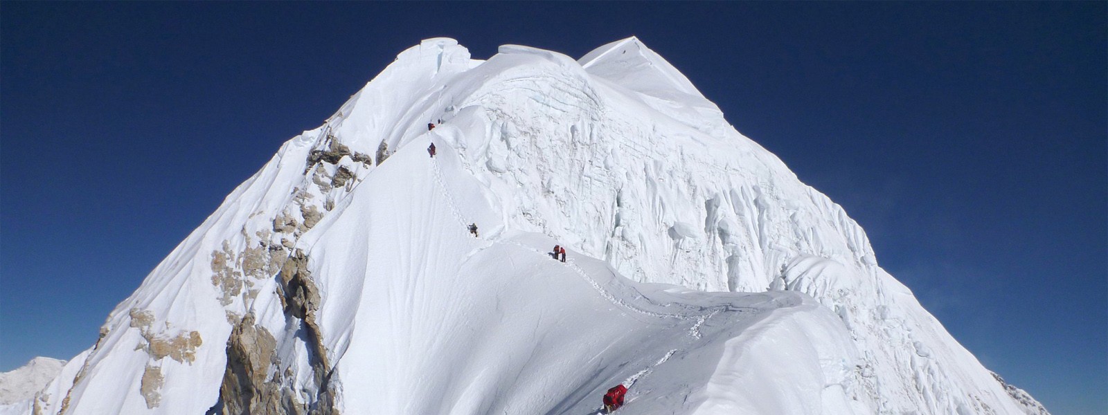 Baruntse Peak Expeditions