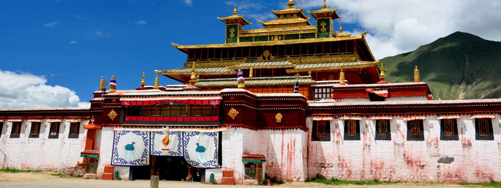 Buddhist Monastery-Central Tibet Tour