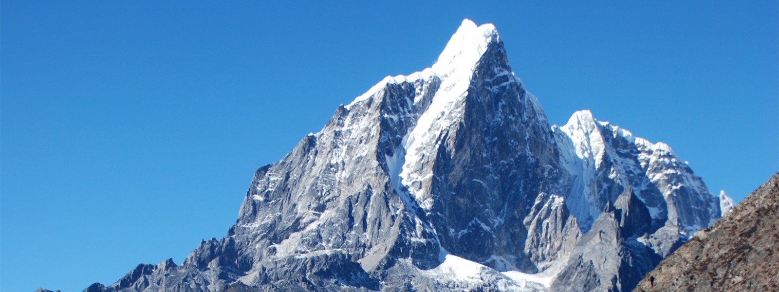 Mount Tawoche Peak Climbing