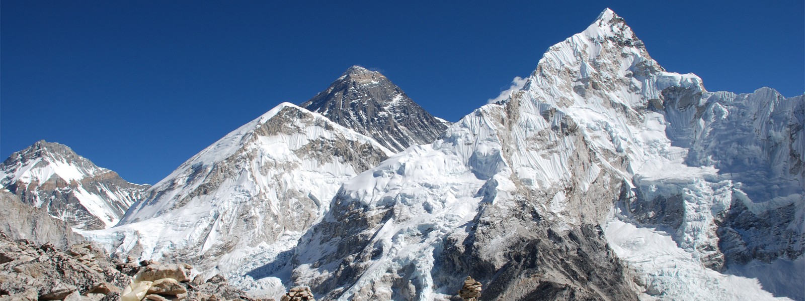 Everest Three High Passes Trekking in Khumbu Region