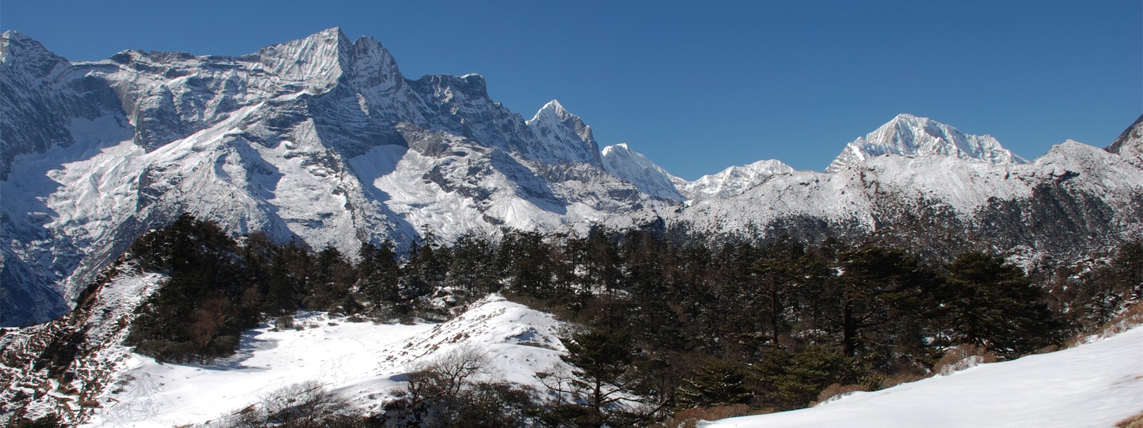 Everest Three High Passes Trekking