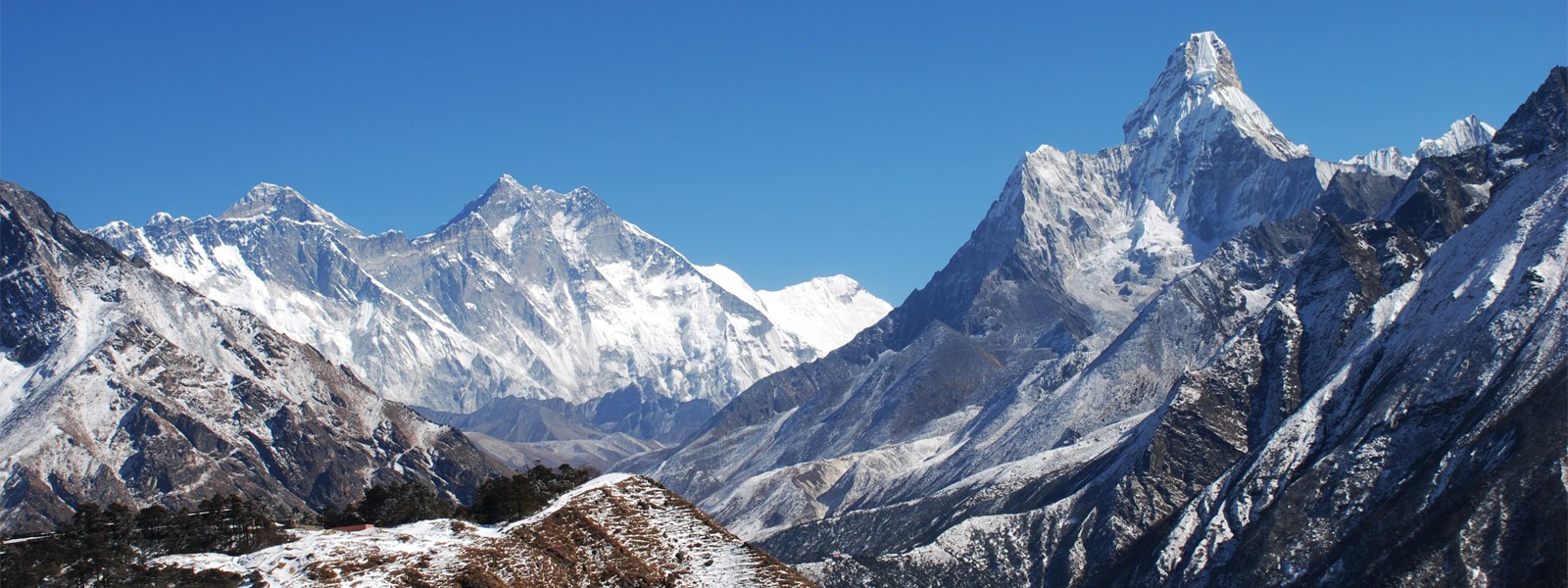 Everest Three High Passes Trek