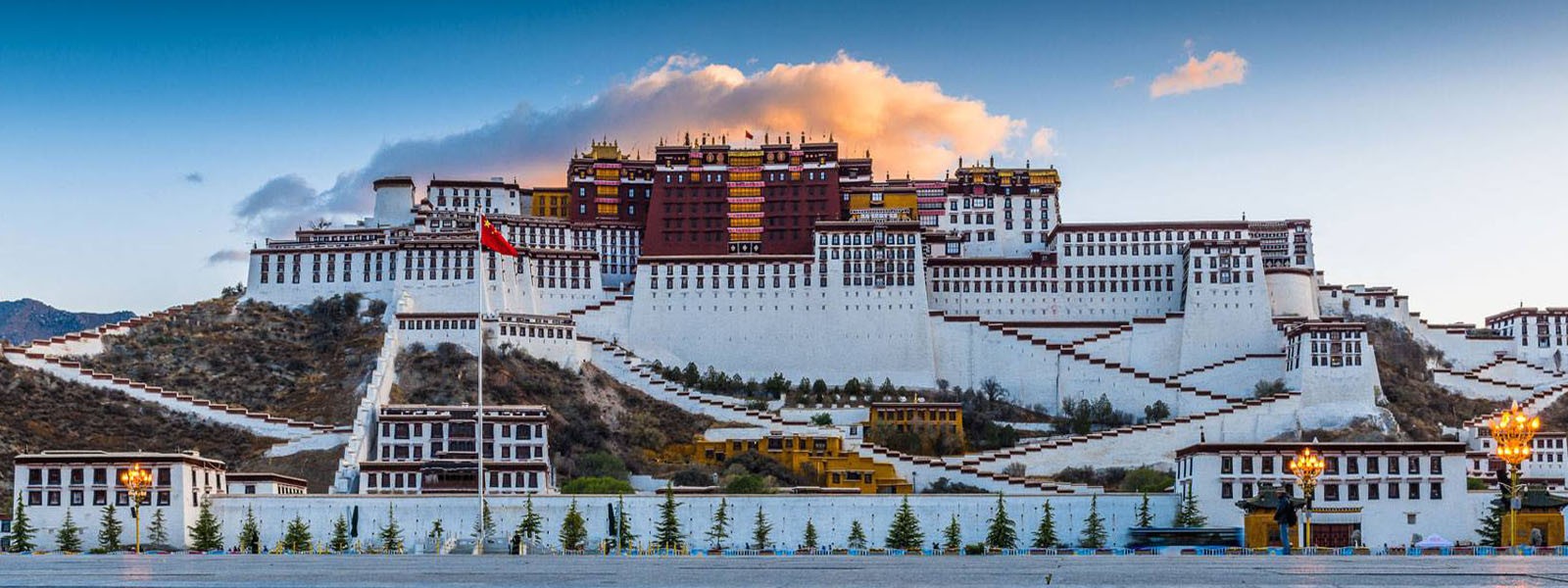 Potala Palace, Lhasa, Kangshung and Kharta Valley Trekking