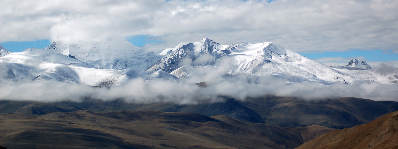 Noijin Kangsang Peak Climbing in Tibet Region