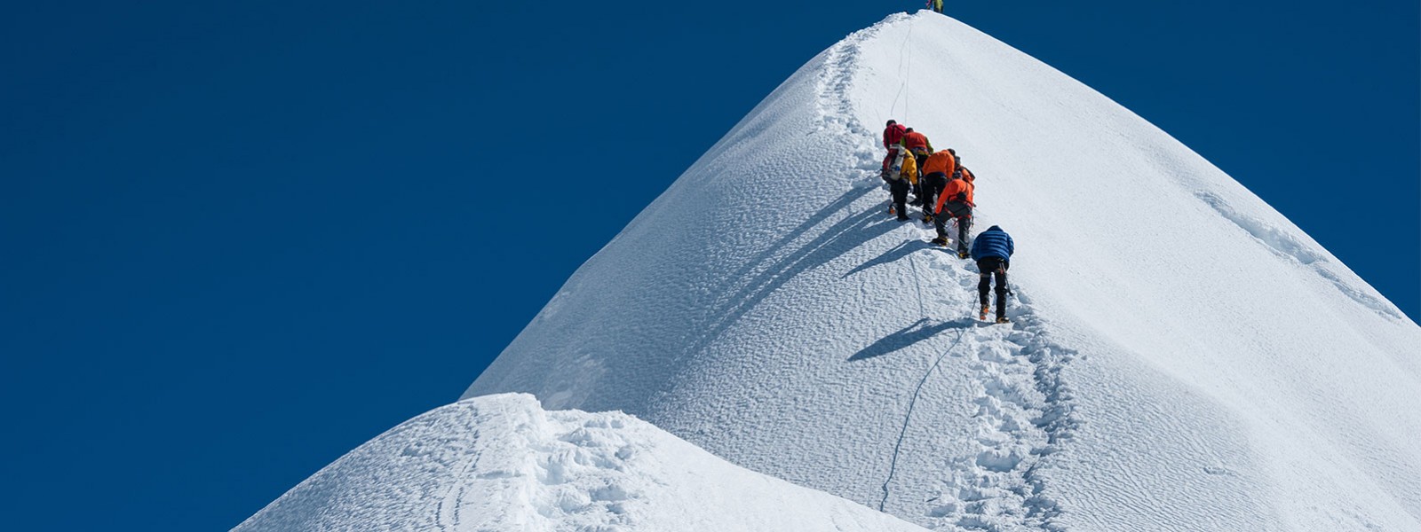 Peak Climbing Activities i