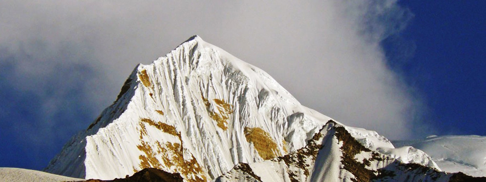 Singu Chuli Peak Climbing