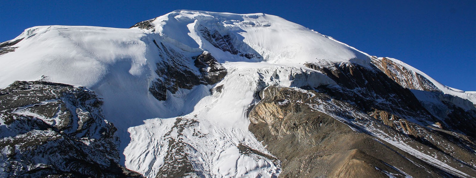 Thorung Peak Climbing in Annapurna Himalayas Range