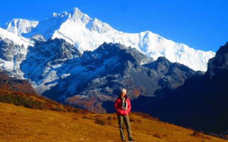 Dzongri Trekking