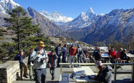 Everest Trail and Chitwan Jungle Safari