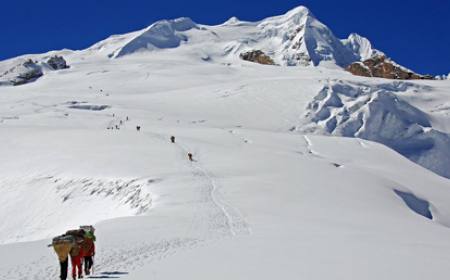 Mera Peak 6,654m. Climbing