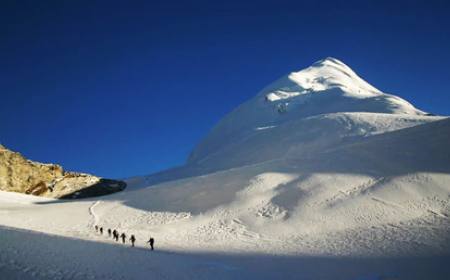 Rolwaling and Tashi Lapcha Pass Trekking