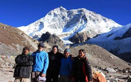 Sherpani Col Pass Trekking